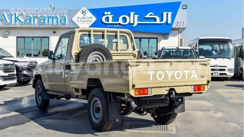 Big with watermark toyota land cruiser malawi import dubai 7626