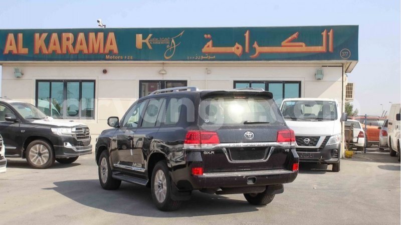 Big with watermark toyota land cruiser malawi import dubai 7627