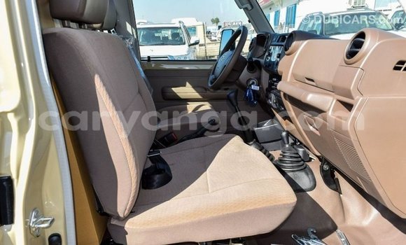 Buy Import Toyota Land Cruiser Beige Car in Import - Dubai in Malawi Buy Import Toyota Land Cruiser Beige Car in Import - Dubai in Malawi