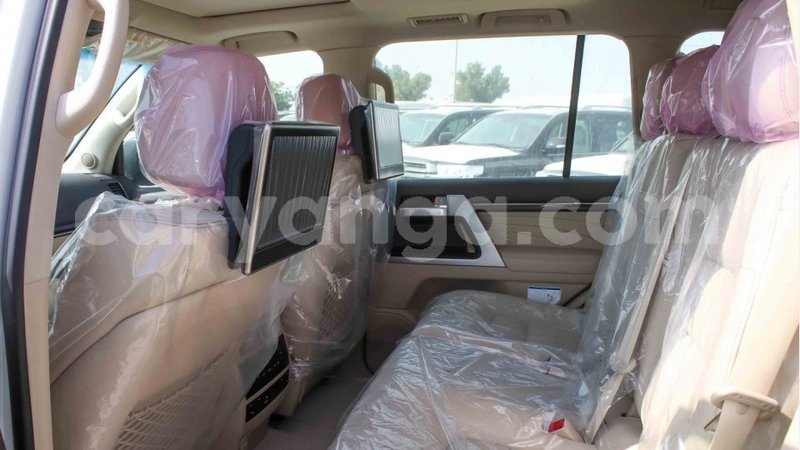 Big with watermark toyota land cruiser malawi import dubai 7640