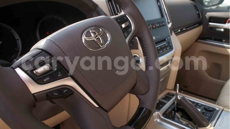 Big with watermark toyota land cruiser malawi import dubai 7640