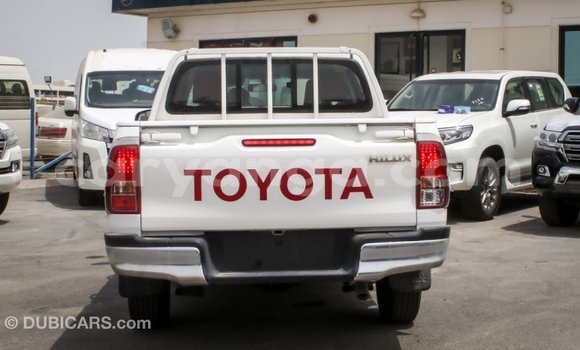 Buy Import Toyota Hilux White Car in Import - Dubai in Malawi Buy Import Toyota Hilux White Car in Import - Dubai in Malawi