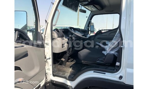 Nunua Imported Mitsubishi Canter White Gari ndani ya Import - Dubai nchini Malawi Nunua Imported Mitsubishi Canter White Gari ndani ya Import - Dubai nchini Malawi