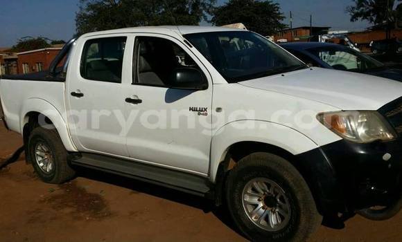 Acheter Occasion Voiture Toyota Hilux Blanc à Limete, Malawi