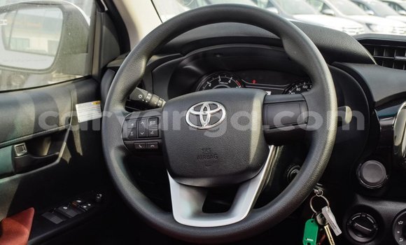 Buy Import Toyota Hilux White Car in Import - Dubai in Malawi Buy Import Toyota Hilux White Car in Import - Dubai in Malawi