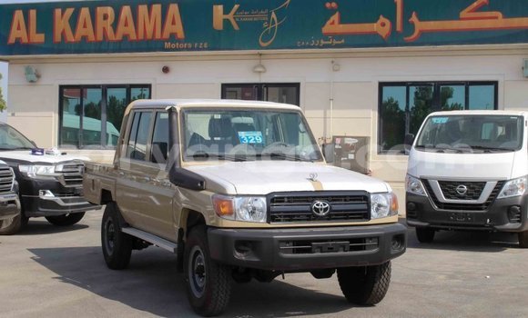 Buy Import Toyota Land Cruiser Beige Car in Import - Dubai in Malawi Buy Import Toyota Land Cruiser Beige Car in Import - Dubai in Malawi