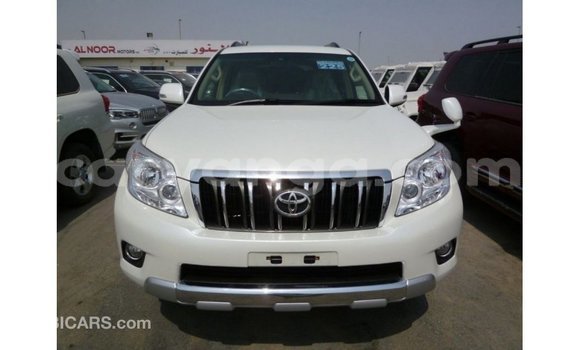 Acheter Import Voiture Toyota Prado Blanc à Import - Dubai, Malawi Acheter Import Voiture Toyota Prado Blanc à Import - Dubai, Malawi