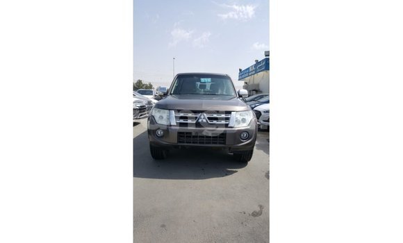 Buy Import Mitsubishi Pajero Brown Car in Import - Dubai in Malawi Buy Import Mitsubishi Pajero Brown Car in Import - Dubai in Malawi