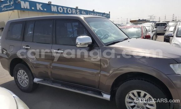 Buy Import Mitsubishi Pajero Brown Car in Import - Dubai in Malawi Buy Import Mitsubishi Pajero Brown Car in Import - Dubai in Malawi