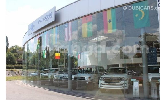 Buy Import Toyota Land Cruiser White Car in Import - Dubai in Malawi Buy Import Toyota Land Cruiser White Car in Import - Dubai in Malawi