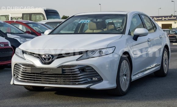 Buy Import Toyota Camry White Car in Import - Dubai in Malawi Buy Import Toyota Camry White Car in Import - Dubai in Malawi