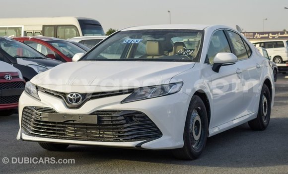 Buy Import Toyota Camry White Car in Import - Dubai in Malawi Buy Import Toyota Camry White Car in Import - Dubai in Malawi