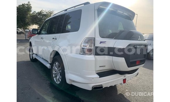 Buy Import Mitsubishi Pajero White Car in Import - Dubai in Malawi Buy Import Mitsubishi Pajero White Car in Import - Dubai in Malawi