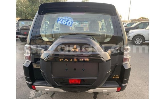 Buy Import Mitsubishi Pajero Black Car in Import - Dubai in Malawi Buy Import Mitsubishi Pajero Black Car in Import - Dubai in Malawi