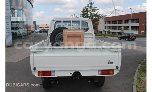 Buy Import Toyota Land Cruiser White Car in Import - Dubai in Malawi Buy Import Toyota Land Cruiser White Car in Import - Dubai in Malawi