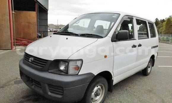 Buy Used Toyota 4Runner White Car in Blantyre in Malawi