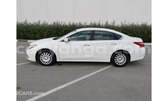 Buy Import Nissan Altima White Car in Import - Dubai in Malawi Buy Import Nissan Altima White Car in Import - Dubai in Malawi