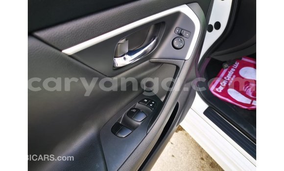 Buy Import Nissan Altima White Car in Import - Dubai in Malawi Buy Import Nissan Altima White Car in Import - Dubai in Malawi