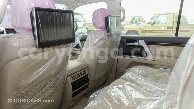 Big with watermark toyota land cruiser malawi import dubai 7707