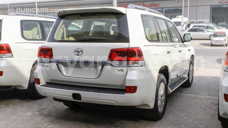 Big with watermark toyota land cruiser malawi import dubai 7708