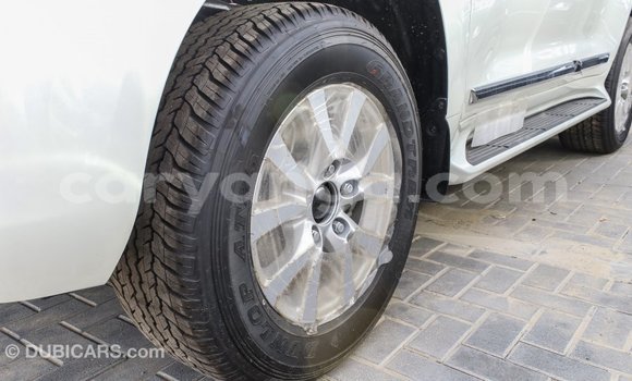 Buy Import Toyota Land Cruiser White Car in Import - Dubai in Malawi Buy Import Toyota Land Cruiser White Car in Import - Dubai in Malawi