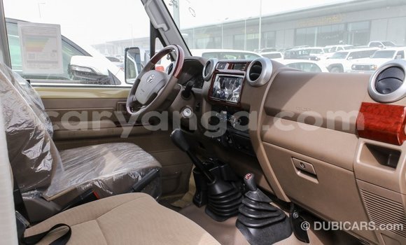 Buy Import Toyota Land Cruiser Beige Car in Import - Dubai in Malawi Buy Import Toyota Land Cruiser Beige Car in Import - Dubai in Malawi