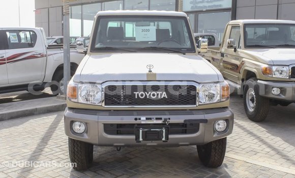 Buy Import Toyota Land Cruiser Beige Car in Import - Dubai in Malawi Buy Import Toyota Land Cruiser Beige Car in Import - Dubai in Malawi