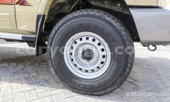 Buy Import Toyota Land Cruiser Beige Car in Import - Dubai in Malawi Buy Import Toyota Land Cruiser Beige Car in Import - Dubai in Malawi