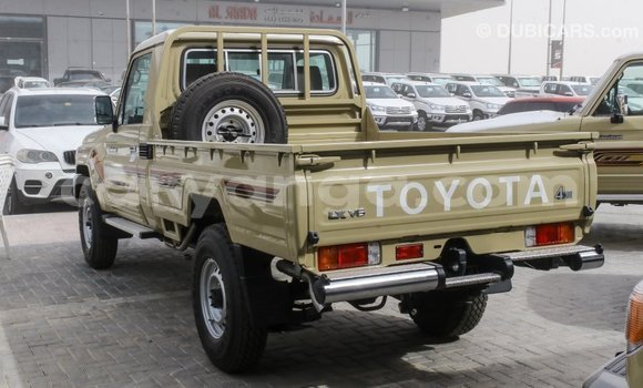 Buy Import Toyota Land Cruiser Beige Car in Import - Dubai in Malawi Buy Import Toyota Land Cruiser Beige Car in Import - Dubai in Malawi