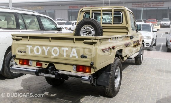 Buy Import Toyota Land Cruiser Beige Car in Import - Dubai in Malawi Buy Import Toyota Land Cruiser Beige Car in Import - Dubai in Malawi
