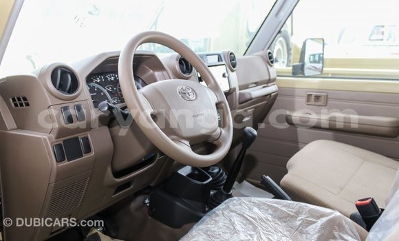 Buy Import Toyota Land Cruiser Beige Car in Import - Dubai in Malawi Buy Import Toyota Land Cruiser Beige Car in Import - Dubai in Malawi