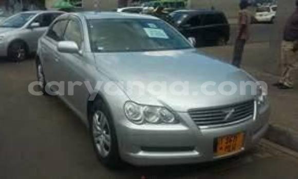 Nunua Ilio tumika Toyota Mark X Silver Gari ndani ya Limete nchini Malawi Nunua Ilio tumika Toyota Mark X Silver Gari ndani ya Limete nchini Malawi