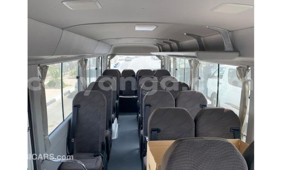 Buy Import Toyota Coaster White Car in Import - Dubai in Malawi Buy Import Toyota Coaster White Car in Import - Dubai in Malawi