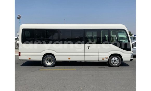 Buy Import Toyota Coaster White Car in Import - Dubai in Malawi Buy Import Toyota Coaster White Car in Import - Dubai in Malawi
