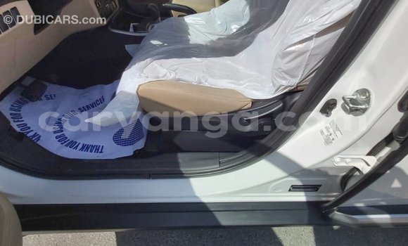 Buy Import Mitsubishi Outlander White Car in Import - Dubai in Malawi Buy Import Mitsubishi Outlander White Car in Import - Dubai in Malawi