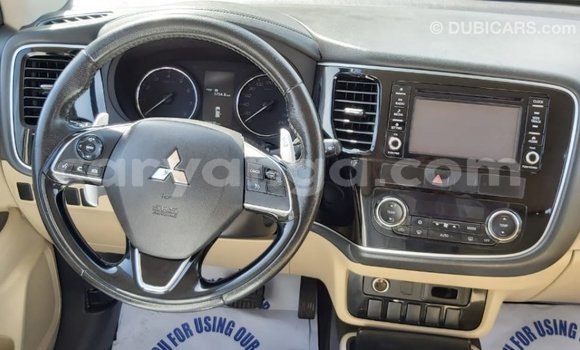 Buy Import Mitsubishi Outlander White Car in Import - Dubai in Malawi Buy Import Mitsubishi Outlander White Car in Import - Dubai in Malawi