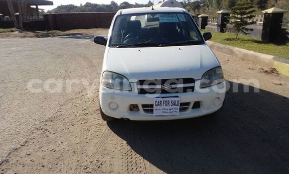 Buy Used Suzuki Swift White Car in Limete in Malawi Buy Used Suzuki Swift White Car in Limete in Malawi