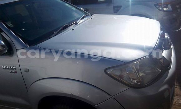 Nunua Ilio tumika Toyota Hilux Silver Gari ndani ya Limete nchini Malawi Nunua Ilio tumika Toyota Hilux Silver Gari ndani ya Limete nchini Malawi