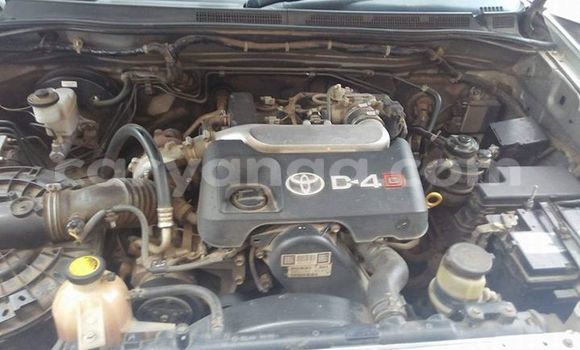 Nunua Ilio tumika Toyota Hilux Silver Gari ndani ya Limete nchini Malawi Nunua Ilio tumika Toyota Hilux Silver Gari ndani ya Limete nchini Malawi