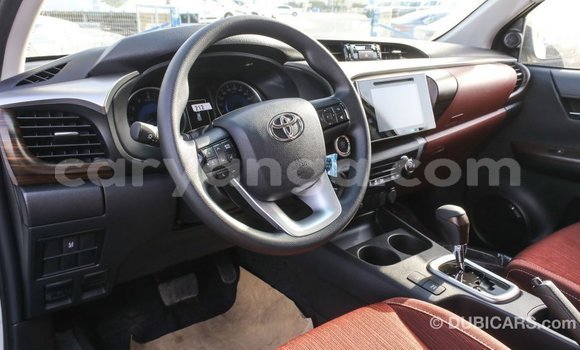 Buy Import Toyota Hilux White Car in Import - Dubai in Malawi Buy Import Toyota Hilux White Car in Import - Dubai in Malawi