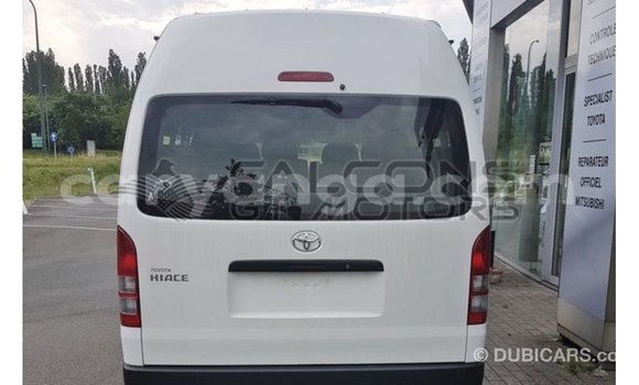 Buy Import Toyota Hiace White Car in Import - Dubai in Malawi Buy Import Toyota Hiace White Car in Import - Dubai in Malawi