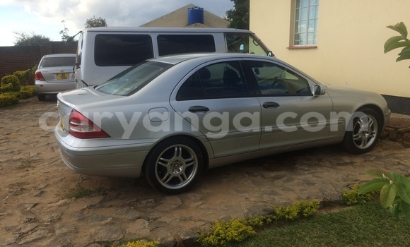 Acheter Occasion Voiture Mercedes‒Benz C–Class Gris à Blantyre, Malawi