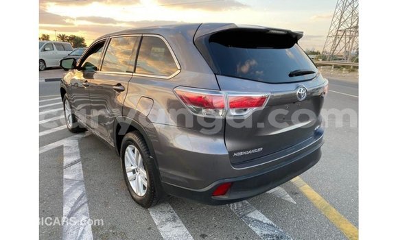 Nunua Imported Toyota Highlander Other Gari ndani ya Import - Dubai nchini Malawi Nunua Imported Toyota Highlander Other Gari ndani ya Import - Dubai nchini Malawi