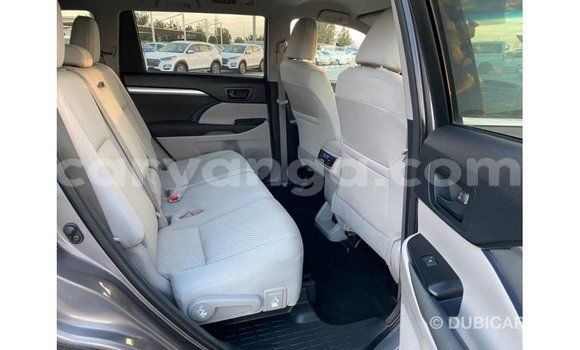 Nunua Imported Toyota Highlander Other Gari ndani ya Import - Dubai nchini Malawi Nunua Imported Toyota Highlander Other Gari ndani ya Import - Dubai nchini Malawi