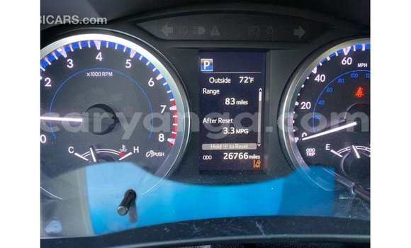 Nunua Imported Toyota Highlander White Gari ndani ya Import - Dubai nchini Malawi Nunua Imported Toyota Highlander White Gari ndani ya Import - Dubai nchini Malawi