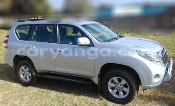 Buy Used Toyota Land Cruiser Prado Silver Car in Limete in Malawi Buy Used Toyota Land Cruiser Prado Silver Car in Limete in Malawi