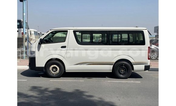 Buy Import Toyota Hiace White Car in Import - Dubai in Malawi Buy Import Toyota Hiace White Car in Import - Dubai in Malawi