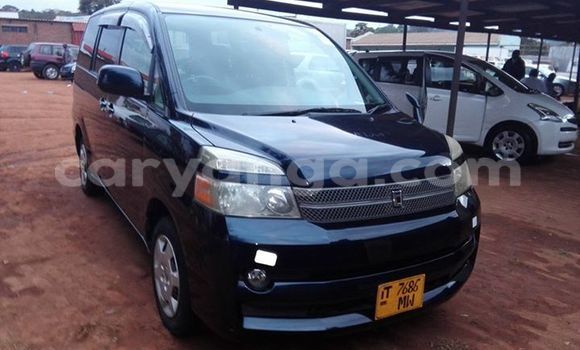 Nunua Ilio tumika Toyota Voxy Black Gari ndani ya Limete nchini Malawi Nunua Ilio tumika Toyota Voxy Black Gari ndani ya Limete nchini Malawi