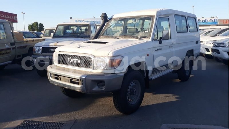 Big with watermark toyota land cruiser malawi import dubai 7814
