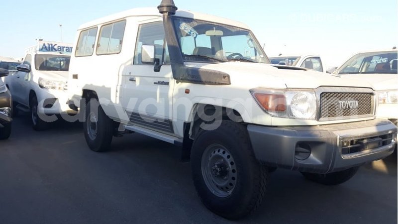 Big with watermark toyota land cruiser malawi import dubai 7814
